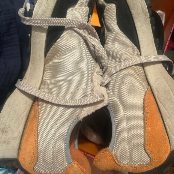 New Balance 327 mens/women Sneakers - Picture 6 of 7